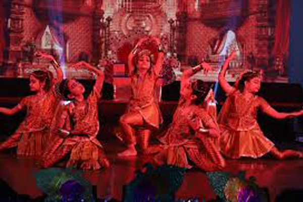 https://gdgoenkanorthlakhimpur.com/wp-content/uploads/2021/02/Annual_Day01.jpg